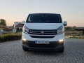 Nowy bus z frontu